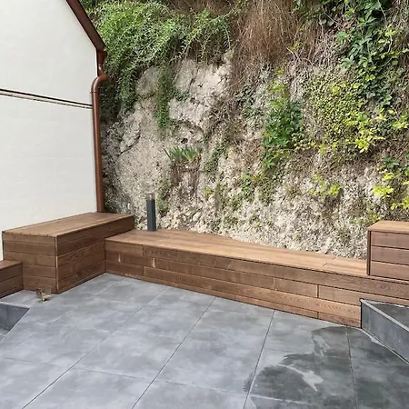 Morris Vacka アパート ヴェスプレーム