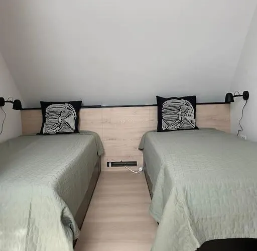 Morris Vacka * Veszprém